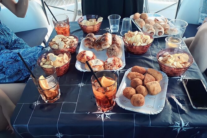 DA Palermo Day Boat Tour with Lunch on Board - Why the Service Feels Different: Filippo and the Onboard Hosting