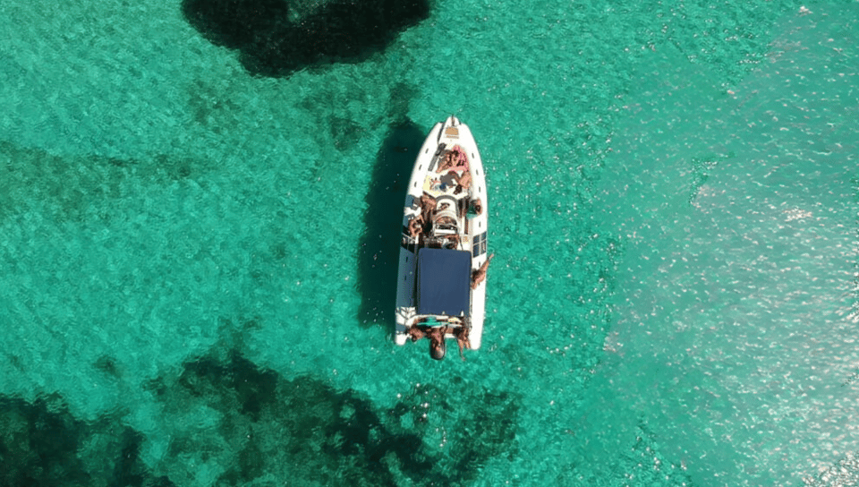 Da Trapani: Escursione alle isole Egadi Favignana & Levanzo - Lovers’ Cave and the snorkel-friendly cave-and-cove rhythm