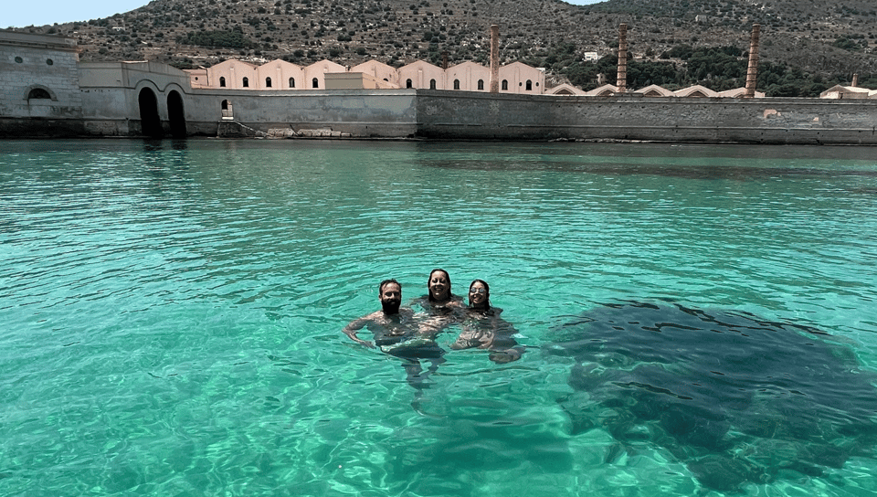 Da Trapani: Escursione alle isole Egadi Favignana & Levanzo - Food and drinks included: where the value really shows