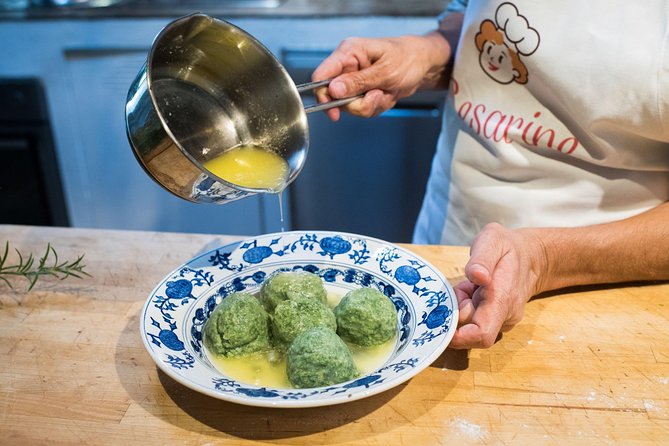 Dining Experience at a local's Home in Campofelice di Roccella with Show Cooking - Where You Meet in Campofelice di Roccella (and why location matters)