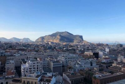 Discover Palermo - Quattro Canti: the 17th-century crossroads trick