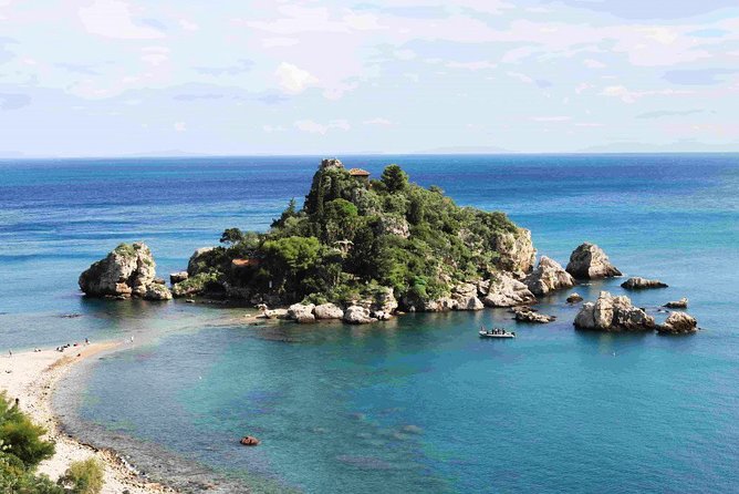 Diving for certified divers with PADI 5<em> Diving Resort – Taormina – Key takeaways before you go’ /></p>
<ul>
<li><strong>Isola Bella Marine Park</strong>: two structured underwater sessions with local guidance in a protected area</li>
<li><strong>Small group format</strong>: maximum 15 people, which makes the day feel less like a production line</li>
<li><strong>Gear and boat transport included</strong>: you travel with everything handled, not a scavenger hunt</li>
<li><strong>Boat break near Isola Bella</strong>: fruit, iced tea, water, and a restroom option during the pause</li>
<li><strong>Sicily on board after</strong>: Sicilian wine and almond biscuits, with relaxing music during the return</li>
</ul>
<h2 id="from-hotel-naxos-beach-to-taorminas-harbor-getting-there-without-stress">From Hotel Naxos Beach to Taormina’s Harbor: Getting There Without Stress</h2>
<p><img width="669" height="446" decoding="async" src=