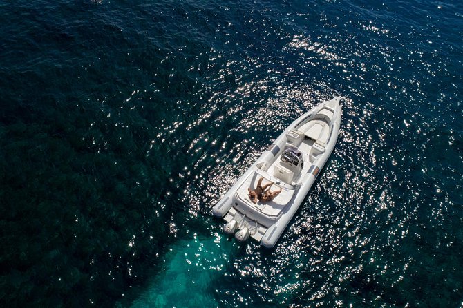 Egadi Private Tour: an exclusive day - Leaving Trapani at 10:00: your private Egadi boat day