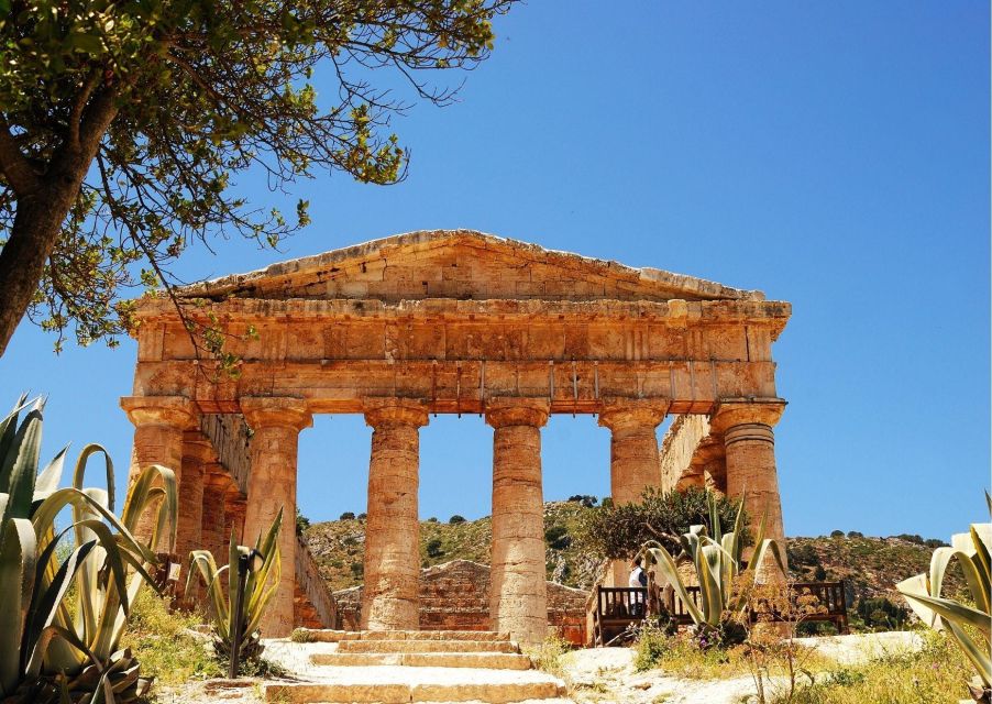 Erice and Segesta Multi-Language Tour from Palermo - Erice Uptown: Venus, Elymians, And Medieval Streets In One Walk