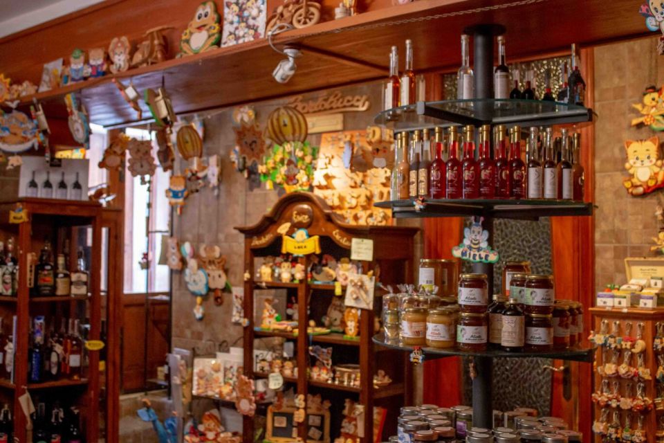 Erice: degustazione di prodotti tipici siciliani - Timing it in Erice: make it a planned stop, not a random one