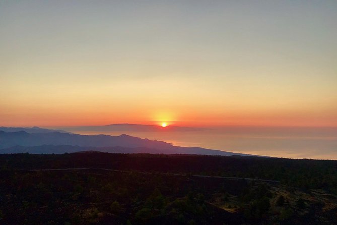 Etna Alba: Exciting excursion with Typical Sicilian Breakfast (Private Tour) - What to pack and plan for (so sunrise feels easy)