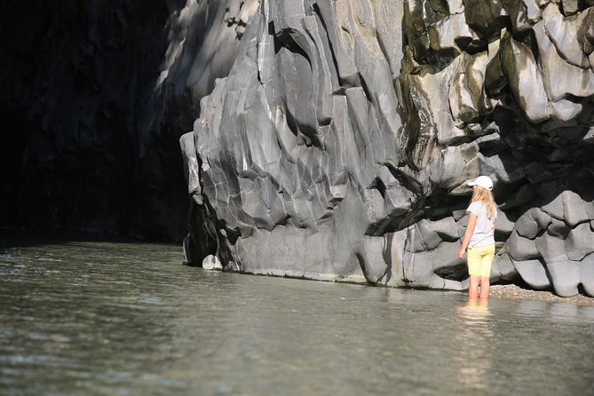 Etna & Alcantara Tour Experience - Silvestri Craters and the lava cave: your helmet moment on Etna