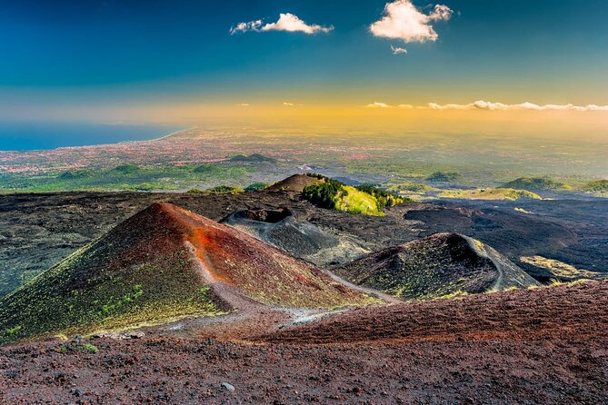 Etna and Alcantara Gorges - Group size and guide style: the calm advantage of a small group