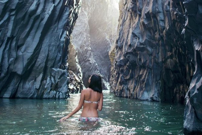 Etna and Alcantara Gorges Excursion - Grotta dei Ladroni: Why a Lava Cave Stops the Day From Feeling Like One Long Hike