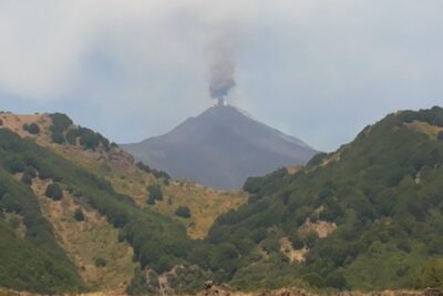 Etna and Taormina Tour from Messina harbour - Craters Silvestri on Mount Etna: the payoff is the view