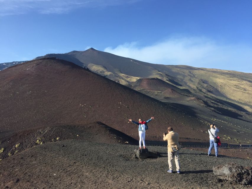 Etna Basic Tour 1900 metres - Getting from Taormina to the Etna refuge: the bus ride that sets your day up