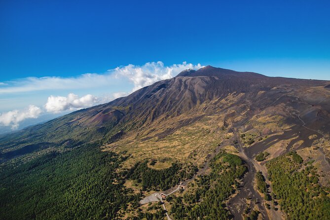 Etna: Group Helicopter Flight (30 Minutes from Fiumefreddo) - Seats, weight, and why your body matters here