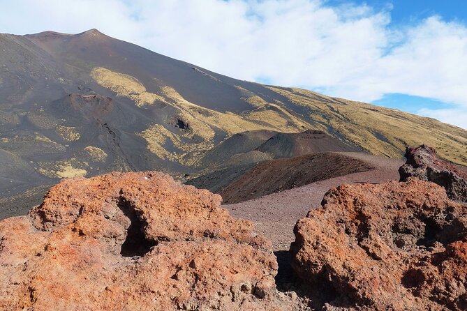 Etna Morning - Pickup Time 08:30 from your Hotel - Pickup from Catania: timing, vehicle flow, and meeting reality