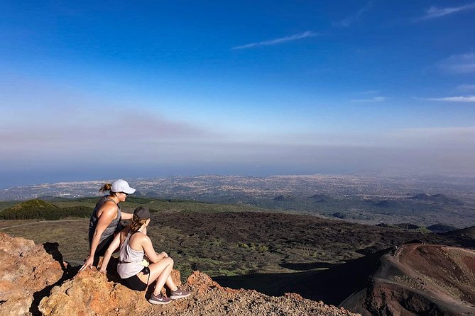 Etna Morning Tour 2000 mt. - Colata Lavica 1992: Reading Etna’s Recent Lava Flows