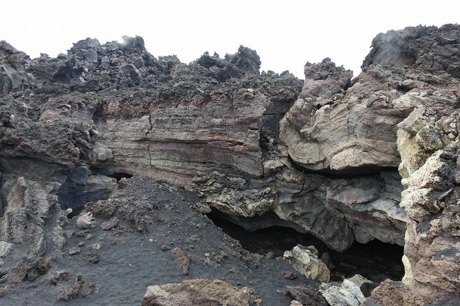 Etna Sud tour - Group size and guide style: small group, big attention