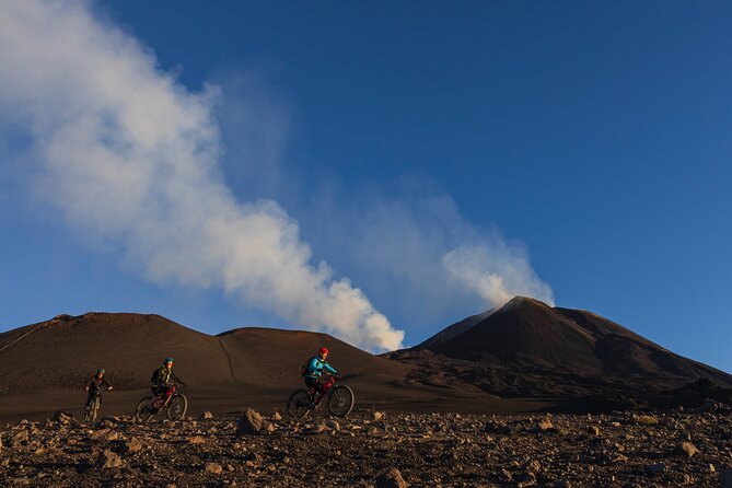 Etna Summit Craters E-bike - What to bring (and what to avoid forgetting)