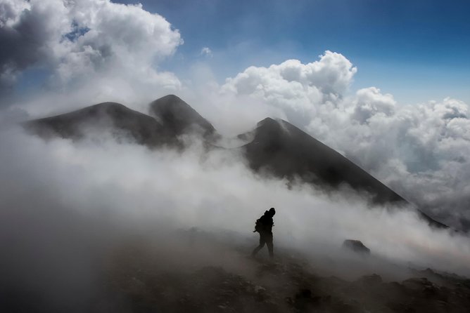 ETNA - Sunset at high altitude - Why Etna’s Sunset Hike Works at 3,000 Meters