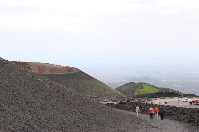 Etna & Taormina: Tasting, Cable car & off road to 2920m - Weather, clothing, and the simple packing list that saves your day