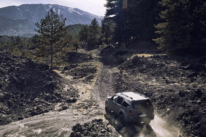 Etna Tour in 4x4 - Etna in 4x4: what that small-group format really changes