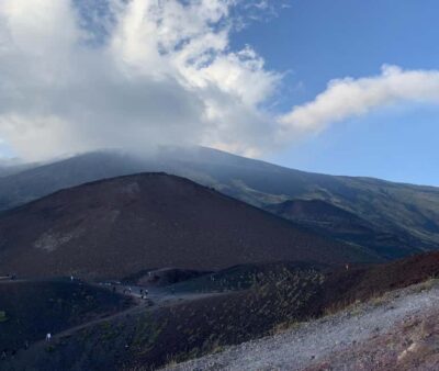 Etna wine Experience Sunset - Trekking at 2000 meters inside an extinct crater