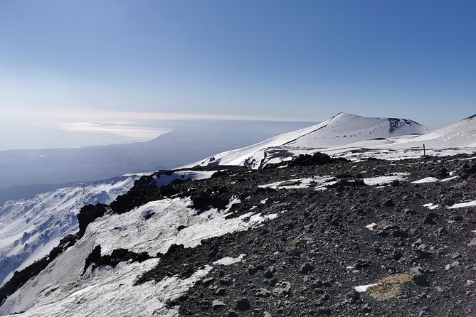 Etna: Winter excursion to 3.000mt - Pace, group size, and why winter hiking needs patience