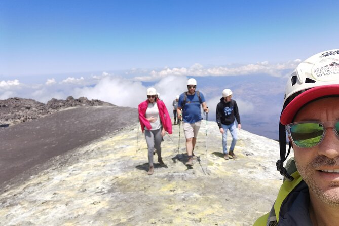Excursion on the summit craters of Etna, with cable car and 4x4 bus - 4x4 minibus to 2,800 m: the shortcut to the real terrain