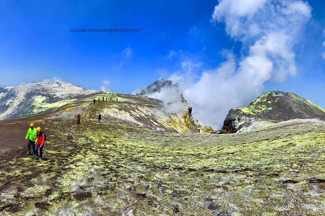 Excursion to the top of Etna |For good walkers (transport services not included) - Food, fatigue, and the steep descent reality