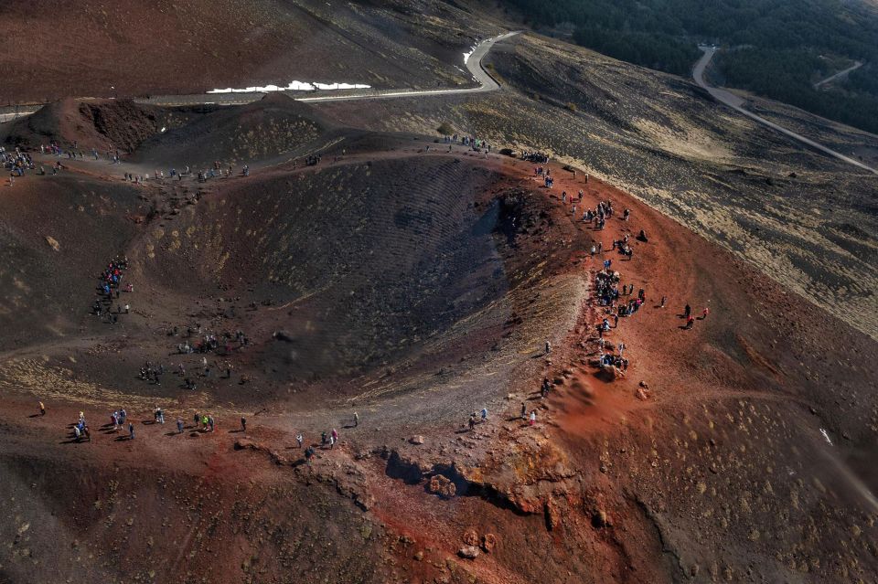 Fiumefreddo: Group Flight Helicopter Tour over Etna - Descent toward Sapienza: rugged slopes and the Catania-and-Gulf angle