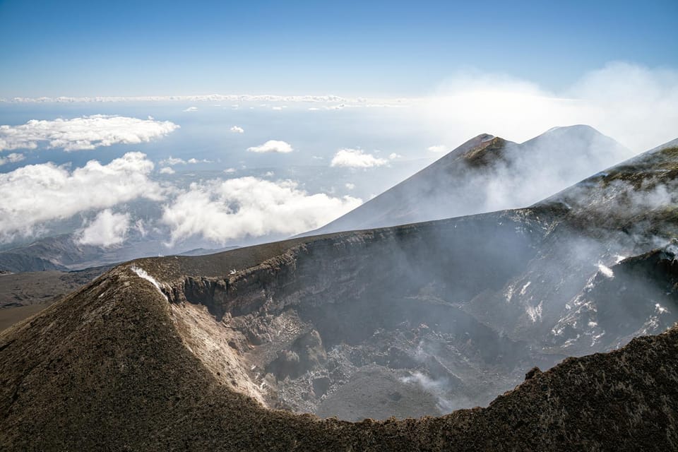 Fiumefreddo: Group Flight Helicopter Tour over Etna - Silvestri Craters, donkey’s back, and Valle del Bove