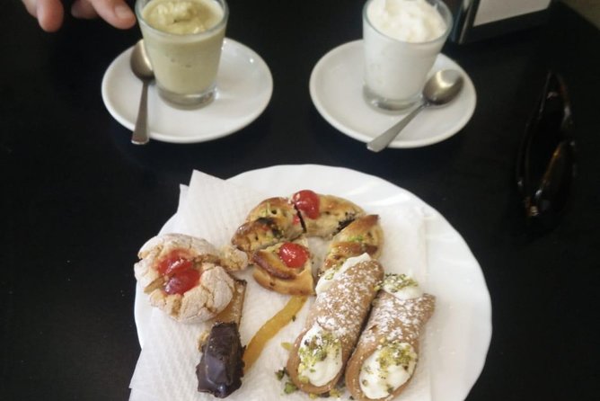 Food + City Tour tour in Ortigia with an authorized guide - Stop 1: Temple of Apollo and the Greek side of Sicily