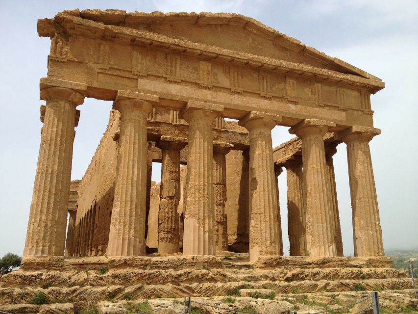 From Catania: Agrigento and Piazza Armerina Audioguide Tour - Piazza Armerina’s Villa Romana del Casale: making 1.5 hours count