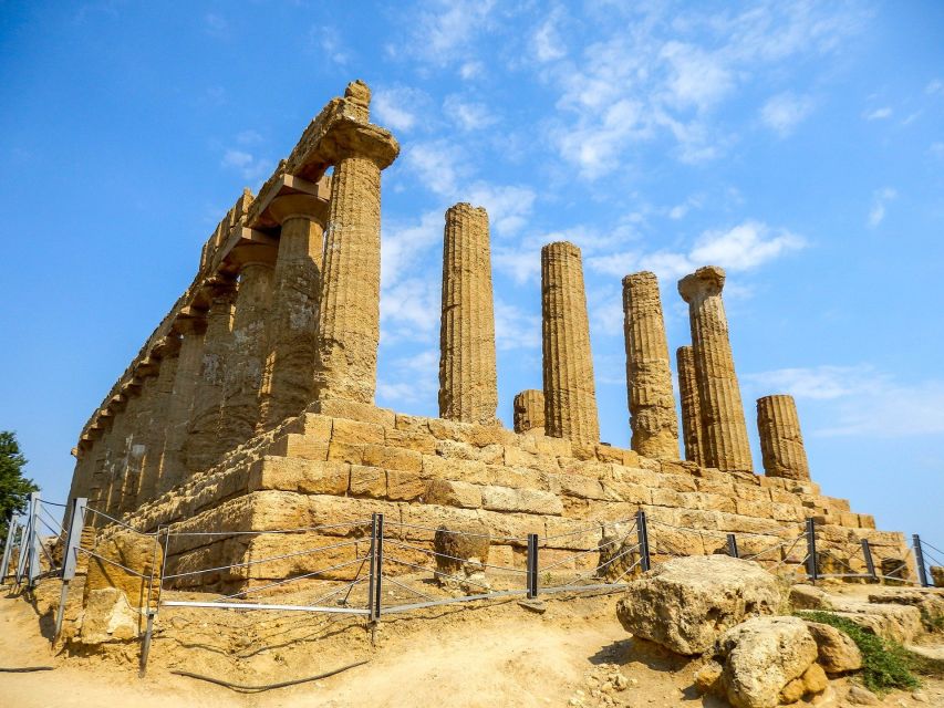 From Catania: Agrigento and Piazza Armerina Audioguide Tour - Starting in Catania: Duomo Square pickup and the van comfort factor