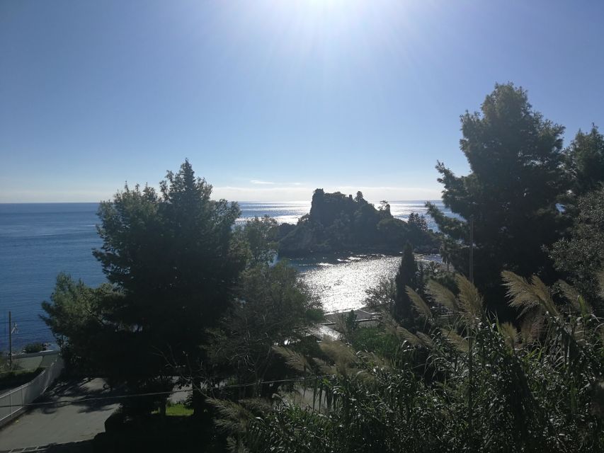 From Catania: Etna & Taormina Day Trip - The guide is the real multiplier: languages and on-the-spot adaptation