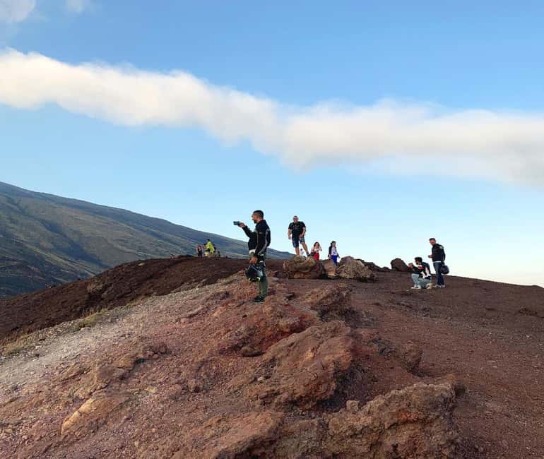 From Catania: Mount Etna Morning Tour - Getting started in Catania and climbing toward 2000 meters