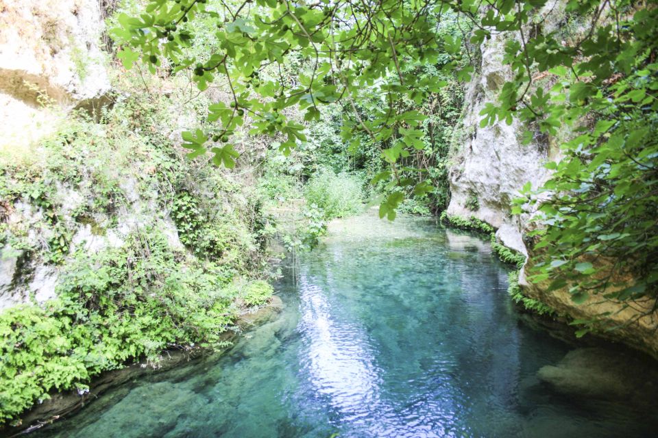 From Catania: Pantalica & Sortino Guided Tour - Stop Two: Sortino In The Anapo River Valley