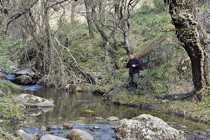 From Catania, Syracuse and Taormina: fly fishing experience - Gear, waders, and the license fee: what’s included vs what costs extra