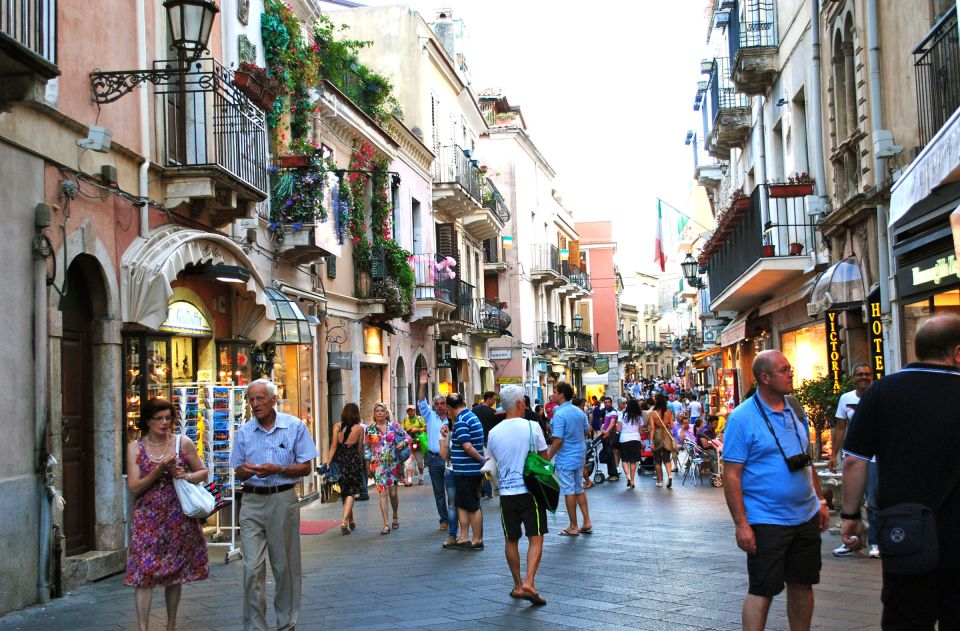 From Catania: Taormina, Isola Bella, and Castelmola Day Trip - Transportation, Timing, and Comfort: What the Van Really Changes
