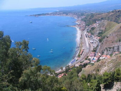 From Catania: Taormina, Isola bella & Castelmola tour - Meeting point at Duomo Square near Saint Agatha Cathedral