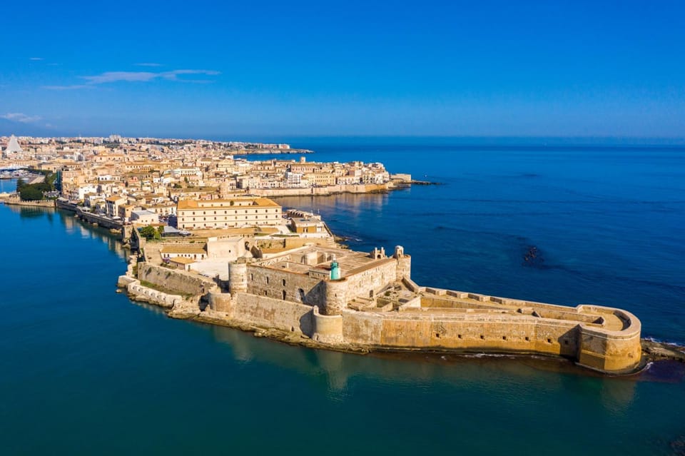 |FROM CATANIA|Tour of Siracusa, Ortigia, Noto [PRIVATE TOUR] - A Private Day That Links Syracuse, Ortigia, and Noto