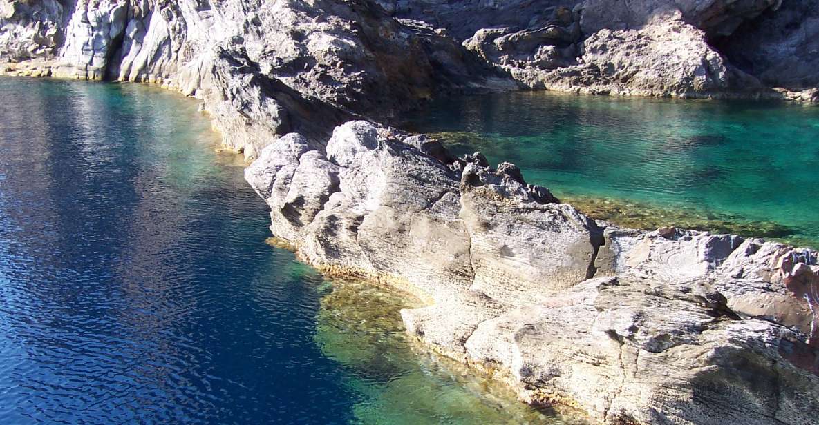 From Lipari: Boat Tour to Vulcano Island - Grotta del Cavallo and Venus Swimmingpool: The Sea-Cave Moment