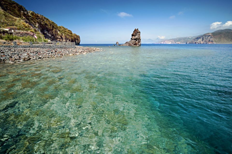 From Lipari: Boat Tour to Vulcano Island - From Lipari Out to Vulcanello: The Boat Part That Sets the Tone