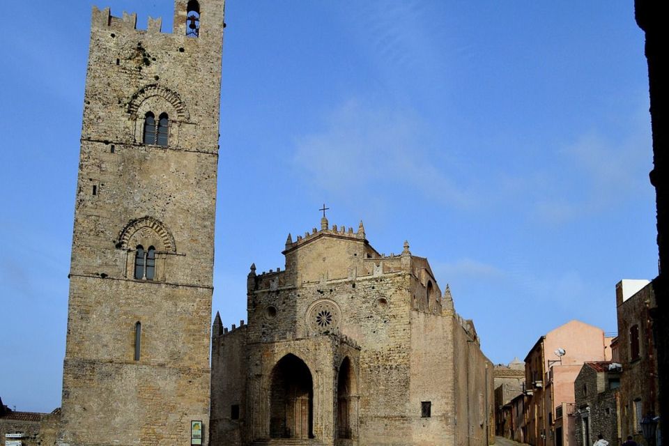 From Palermo: Erice, Salt Pans, and Segesta Day Trip - Segesta Doric Temple on a Hill: Views, Buses, and Timing