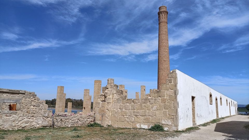 From Siracusa: Vendicari Nature Reserve Guided Tour - Tonnara of Vendicari and the Aragonese tower: history you can actually picture