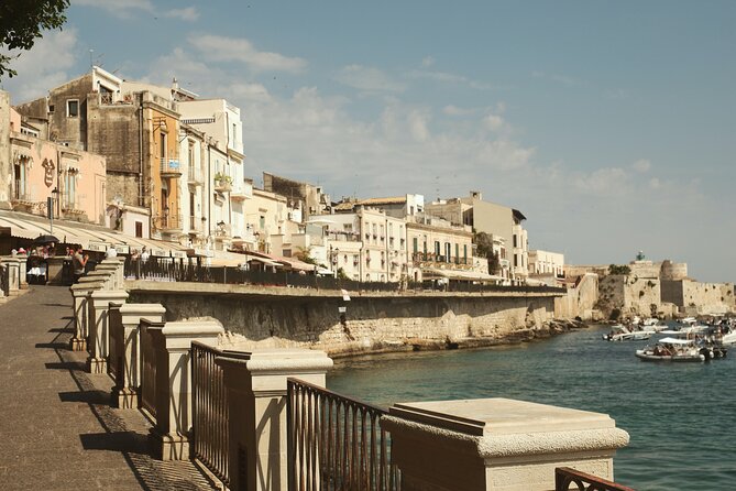 From Syracuse: Ortigia Bike Tour - PRIVATE - The Isola di Ortigia Bike Tour: Coast Angles and Photo Moments