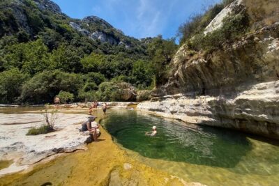 From Syracuse: Trekking Cavagrande - Syracuse to the reserve: easy round-trip transit you’ll appreciate