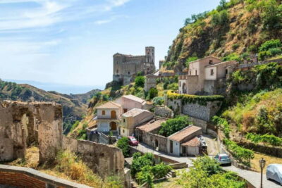 From Taormina Area: The Godfather Sicily Tour - Bar Vitelli and the Al Pacino chair: the fun stop you’ll actually enjoy
