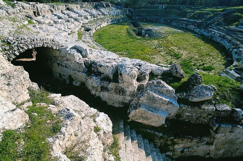 From Taormina: Full-Day Guided Tour of Syracuse - From Taormina to Syracuse: the bus ride and how to use it