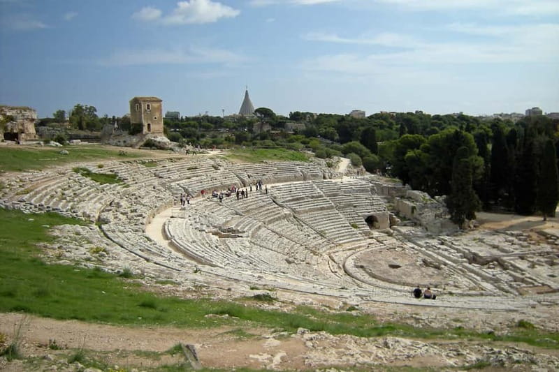 From Taormina: Full-Day Guided Tour of Syracuse - Quarries, lemons, and the Ear of Dionysius