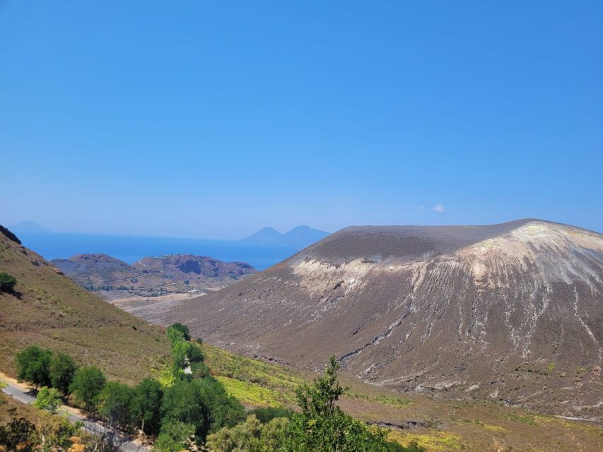 From Taormina: Lipari and Vulcano Mini Cruise Aeolian Tour - From Taormina to Milazzo: getting started early (and why it matters)