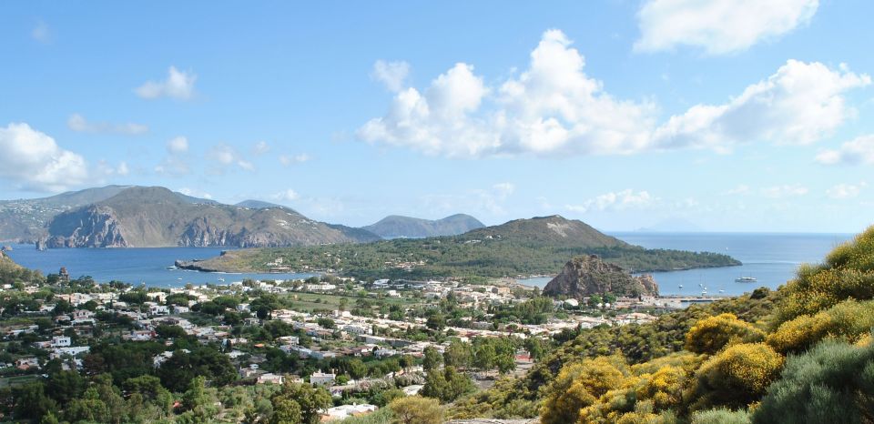From Taormina: Lipari and Vulcano Mini Cruise Aeolian Tour - The in-between cruise time: sea views plus a fast hit of geology